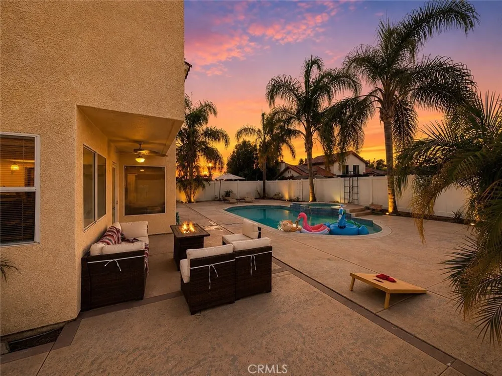 42806 Avenida Tigre Hemet, CA 92544