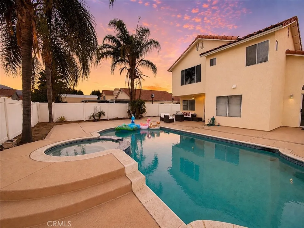 42806 Avenida Tigre Hemet, CA 92544