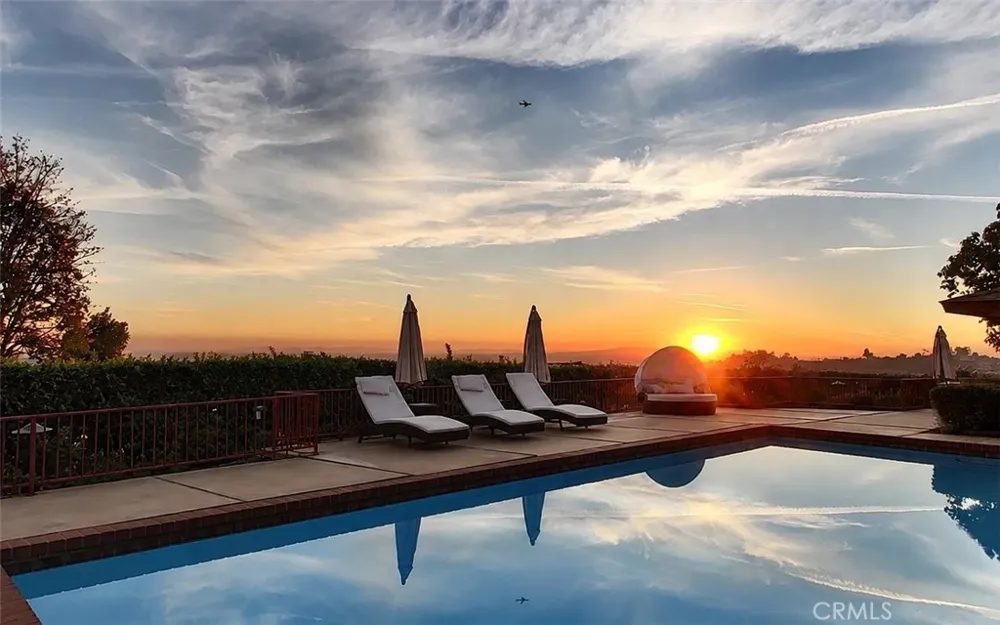 540 Reposado La Habra Heights, CA 90631