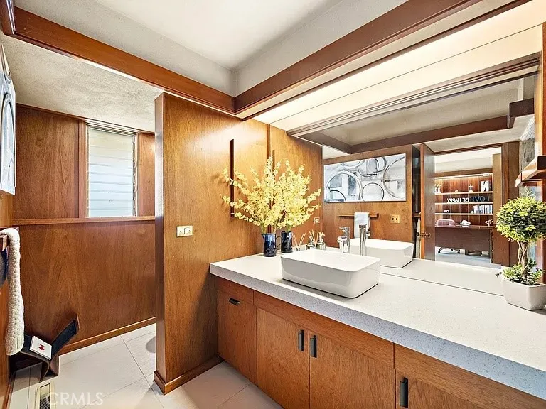 540 Reposado La Habra Heights, CA 90631