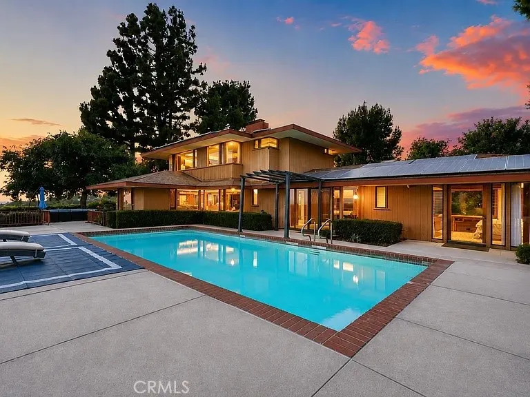 540 Reposado La Habra Heights, CA 90631