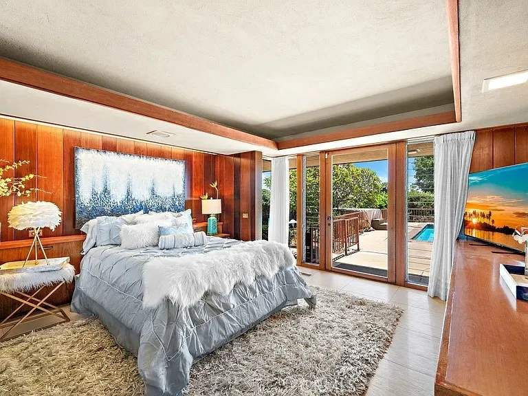 540 Reposado La Habra Heights, CA 90631