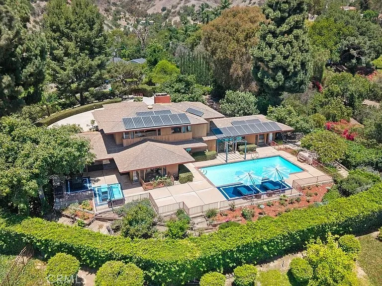 540 Reposado La Habra Heights, CA 90631