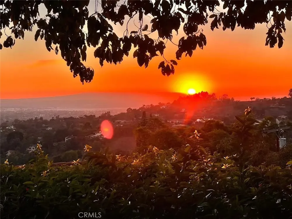 540 Reposado La Habra Heights, CA 90631