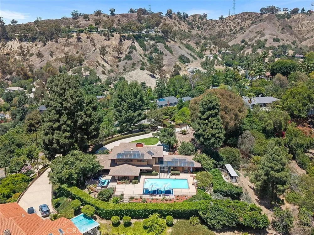 540 Reposado La Habra Heights, CA 90631