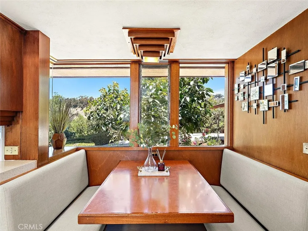 540 Reposado La Habra Heights, CA 90631