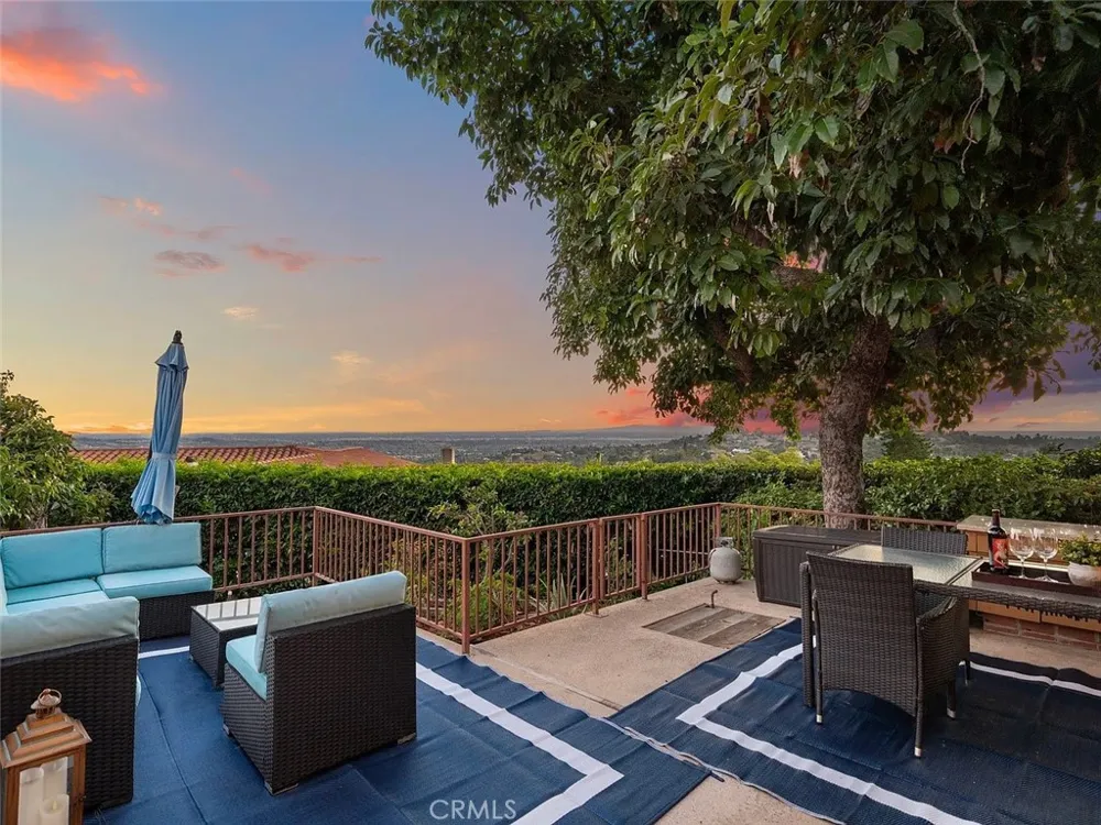 540 Reposado La Habra Heights, CA 90631