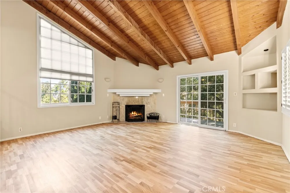 23586 EHLERS DRIVE Chatsworth, CA 91311
