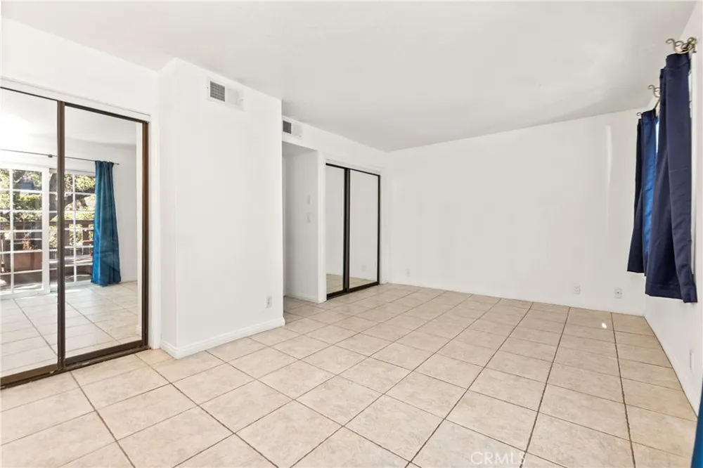 23586 EHLERS DRIVE Chatsworth, CA 91311
