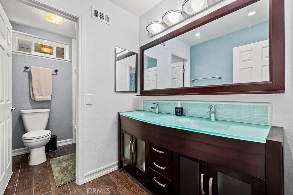 9705 Bickley Drive #5 Huntington Beach, CA 92646
