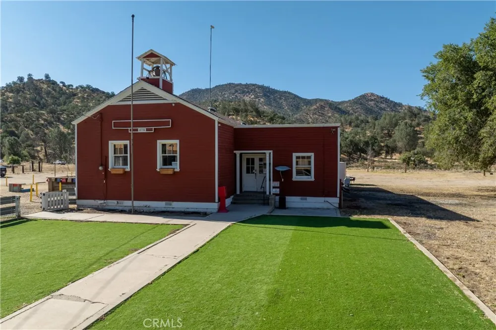15782 Caliente Creek Caliente, CA 93518