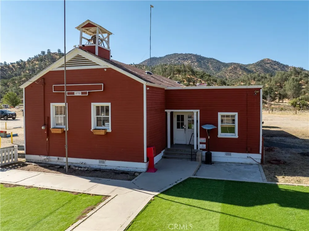 15782 Caliente Creek Caliente, CA 93518