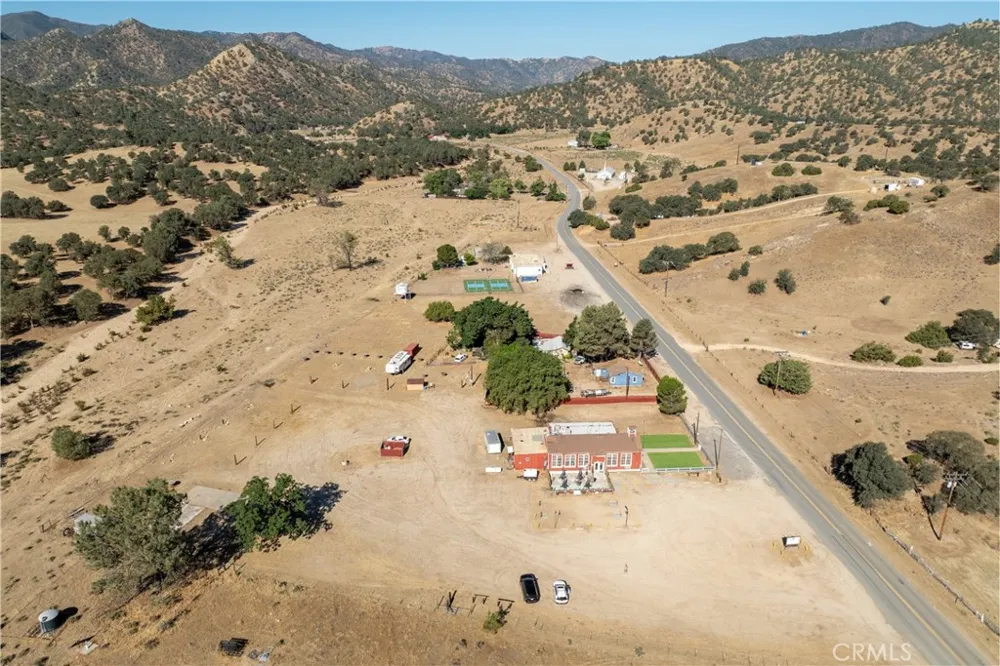 15782 Caliente Creek Caliente, CA 93518