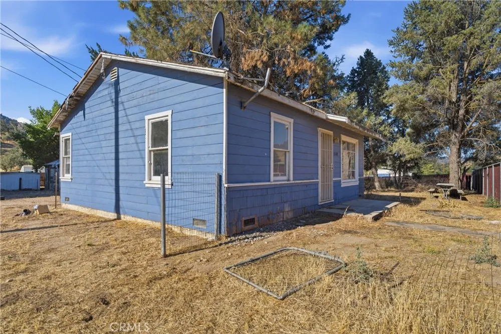 15782 Caliente Creek Caliente, CA 93518