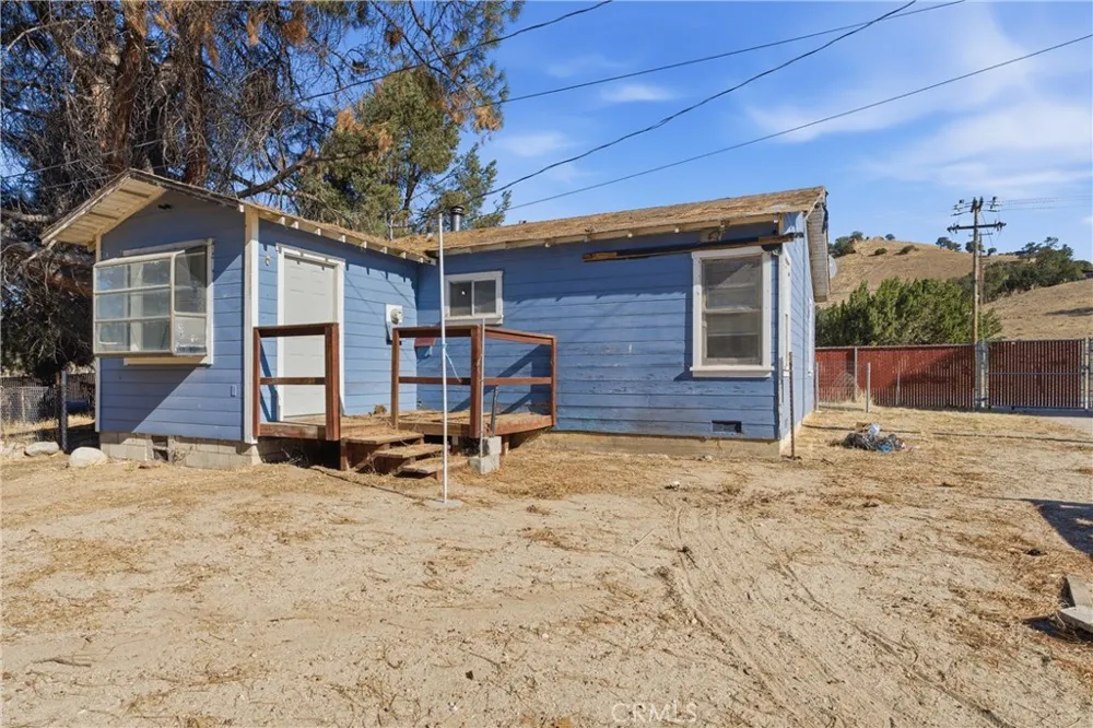 15782 Caliente Creek Caliente, CA 93518