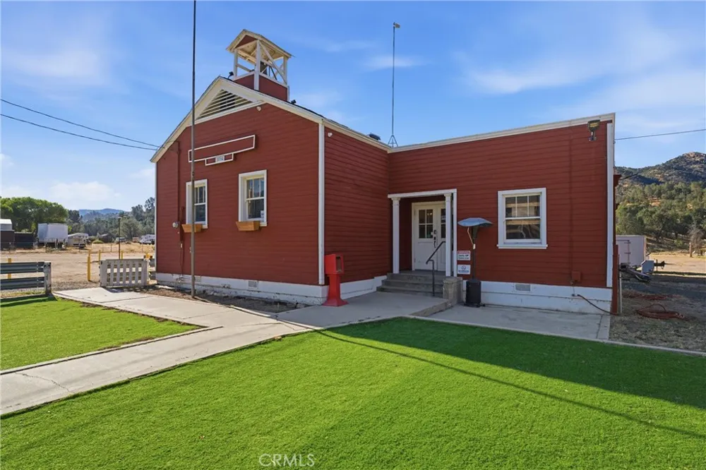 15782 Caliente Creek Caliente, CA 93518