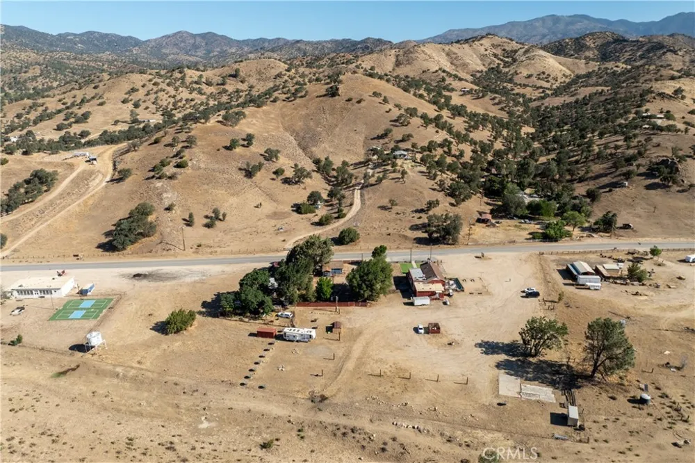 15782 Caliente Creek Caliente, CA 93518
