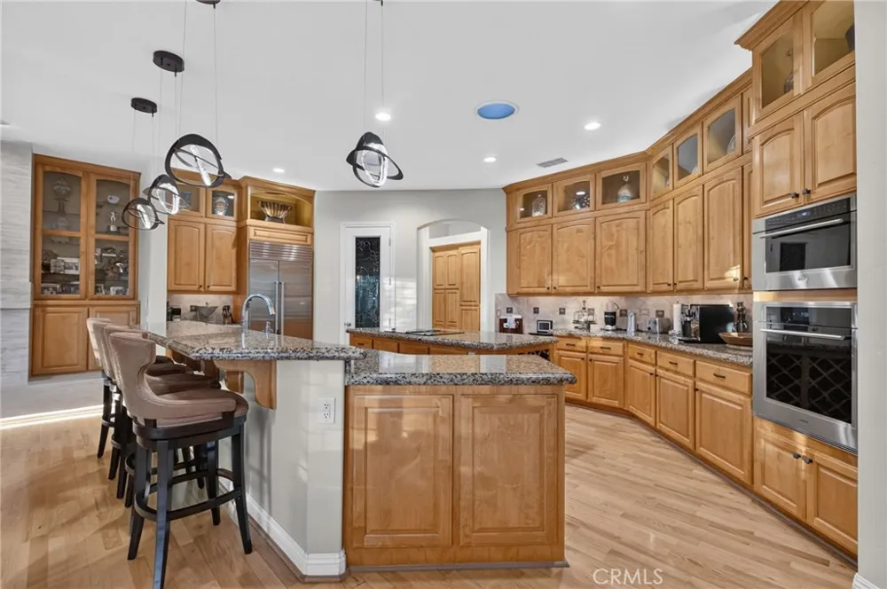 29930 Via Norte Temecula, CA 92591
