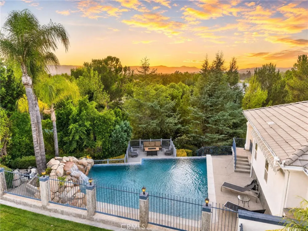 29930 Via Norte Temecula, CA 92591
