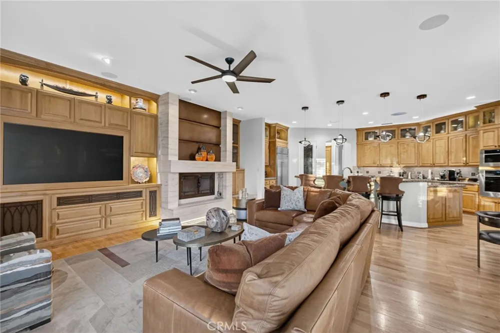 29930 Via Norte Temecula, CA 92591