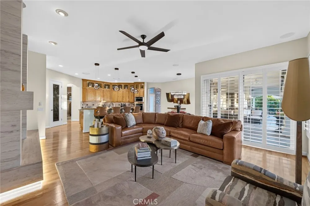 29930 Via Norte Temecula, CA 92591