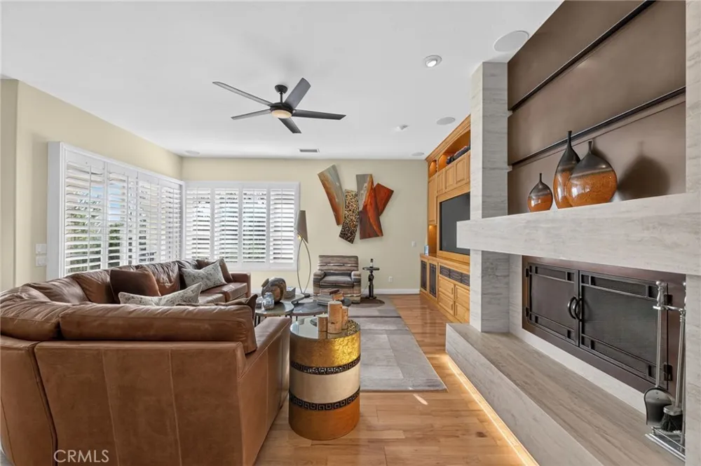29930 Via Norte Temecula, CA 92591