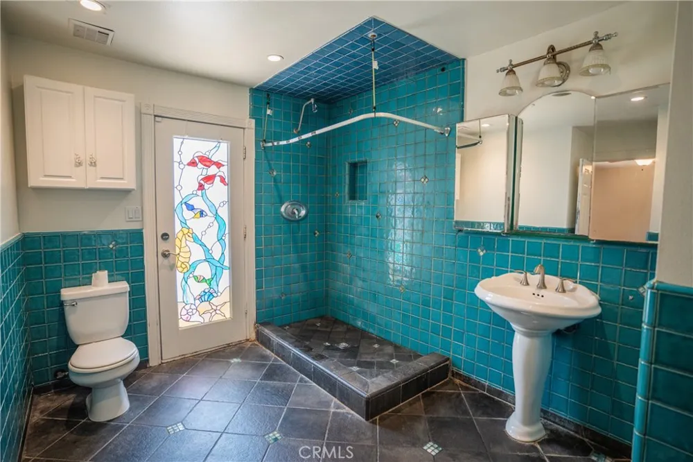 993 Verona Fullerton, CA 92835