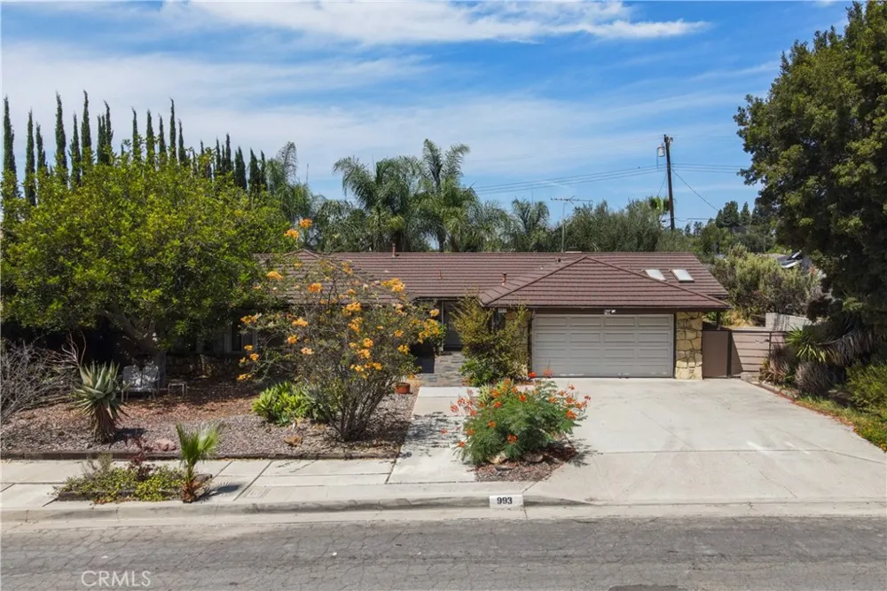 993 Verona Fullerton, CA 92835
