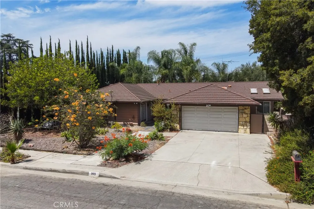 993 Verona Fullerton, CA 92835