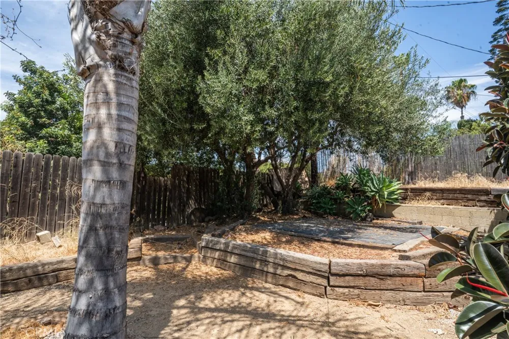 993 Verona Fullerton, CA 92835