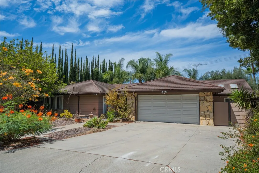993 Verona Fullerton, CA 92835