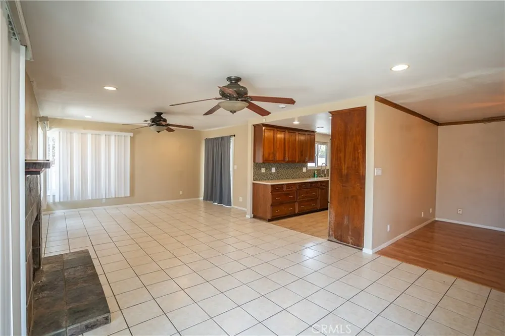 993 Verona Fullerton, CA 92835