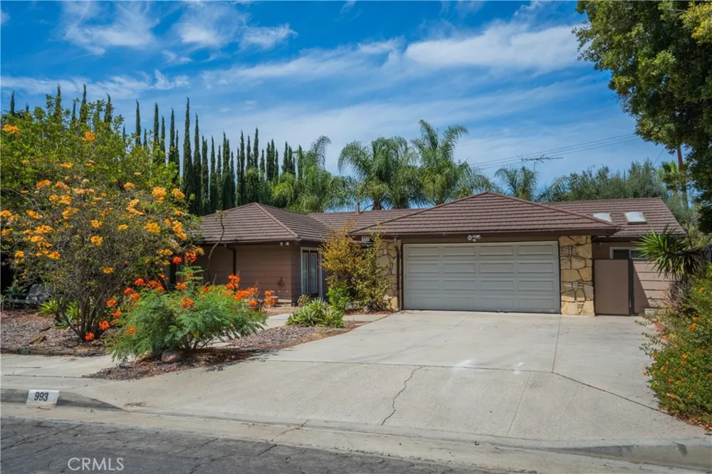 993 Verona Fullerton, CA 92835
