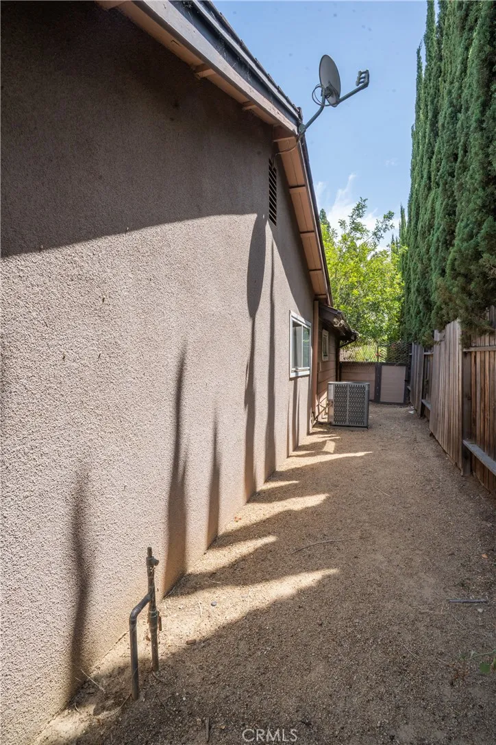 993 Verona Fullerton, CA 92835