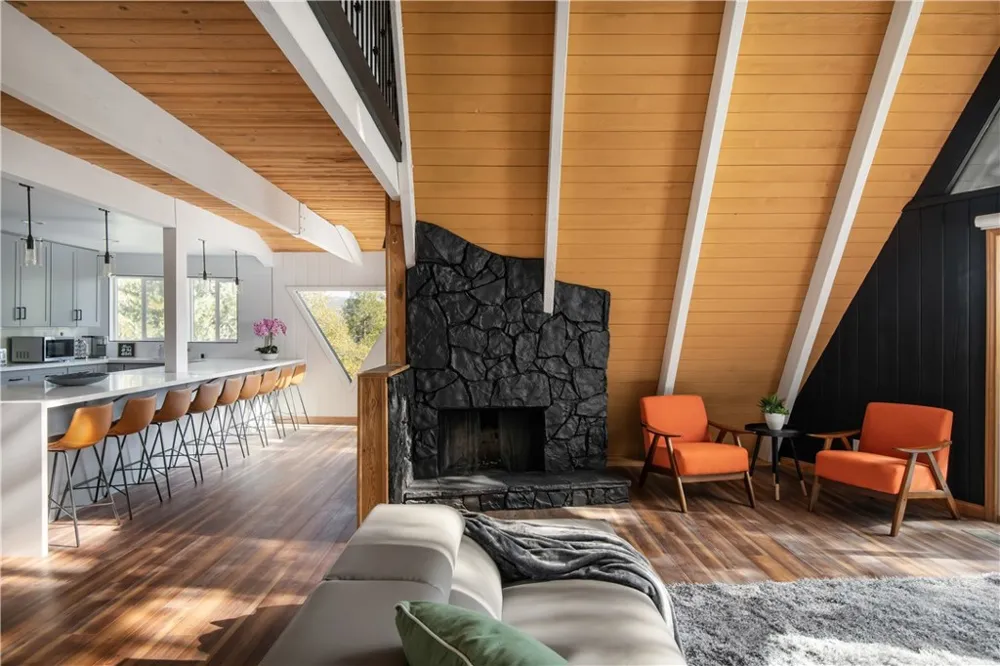 27555 North Bay Lake Arrowhead, CA 92352