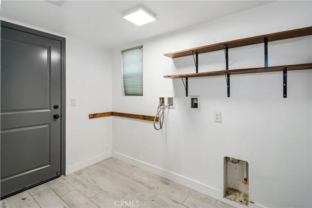 43021 Artesia Court Lancaster, CA 93535