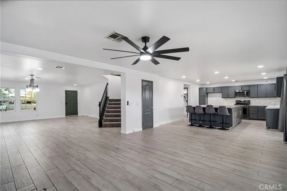 43021 Artesia Court Lancaster, CA 93535