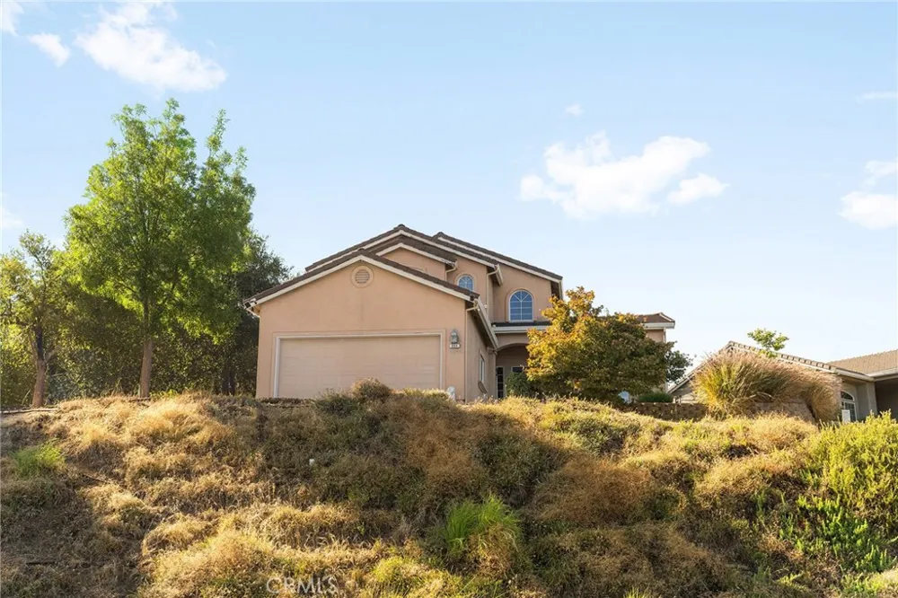 304 Mira Loma Drive Oroville, CA 95965