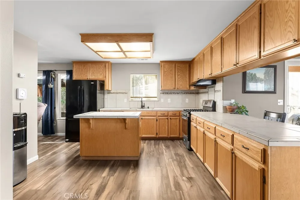 304 Mira Loma Drive Oroville, CA 95965