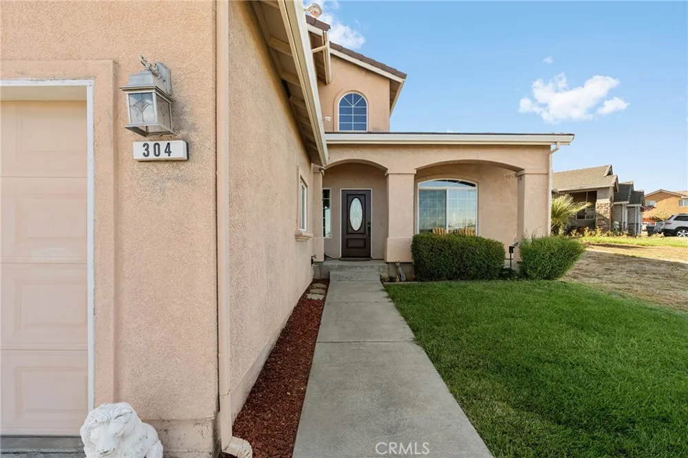 304 Mira Loma Drive Oroville, CA 95965