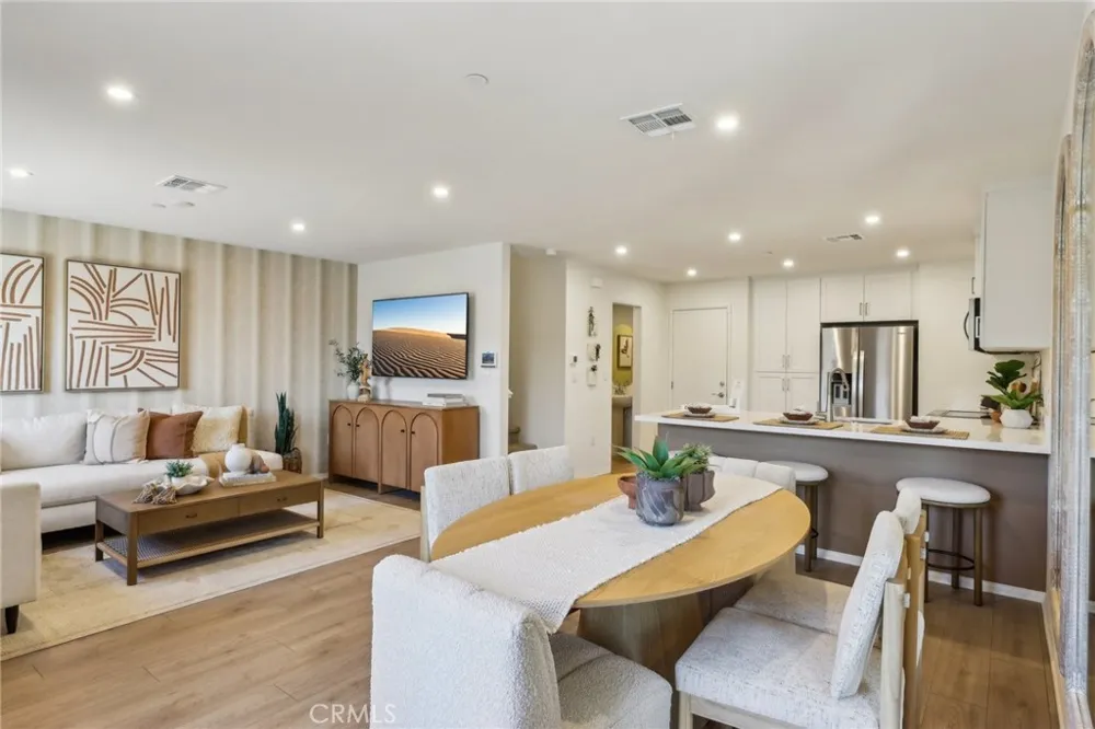 6382 Moonfire Lane #3 Fontana, CA 92336