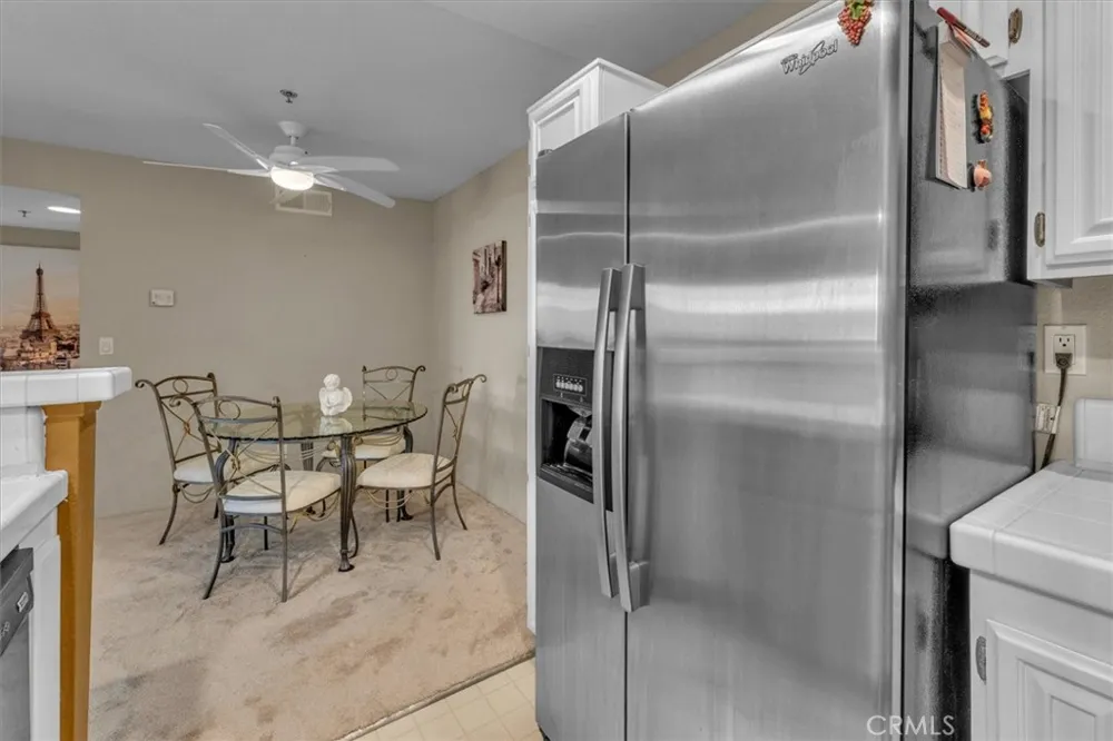 5837 Oak Bend #311 Oak Park, CA 91377