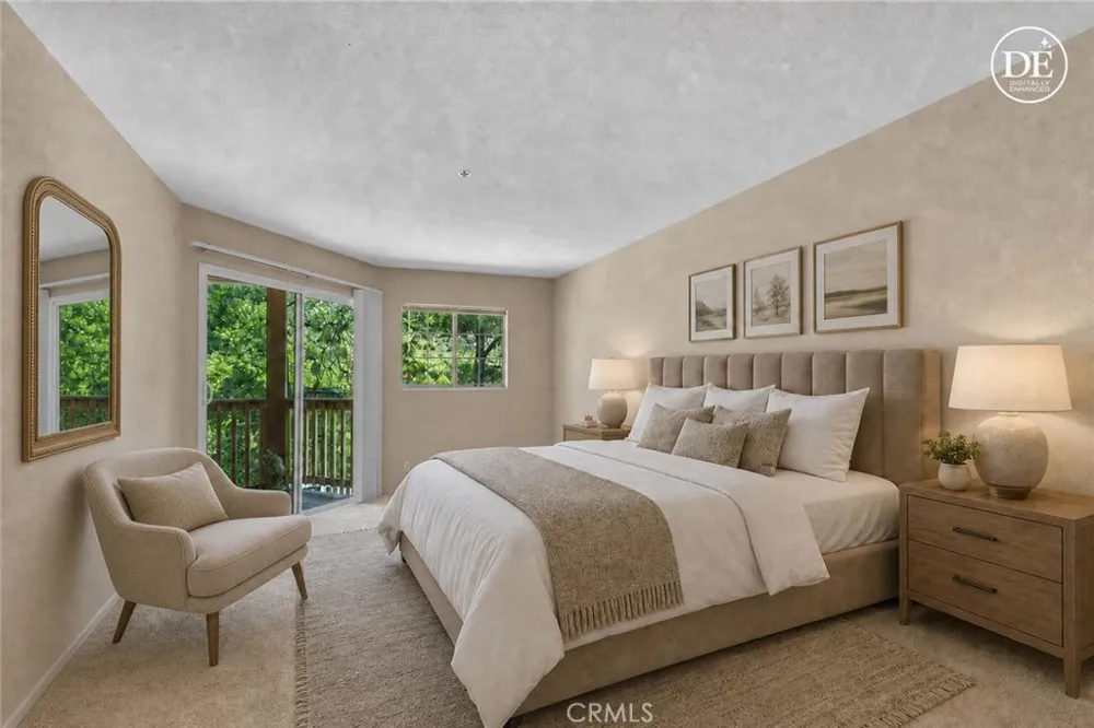 5837 Oak Bend #311 Oak Park, CA 91377