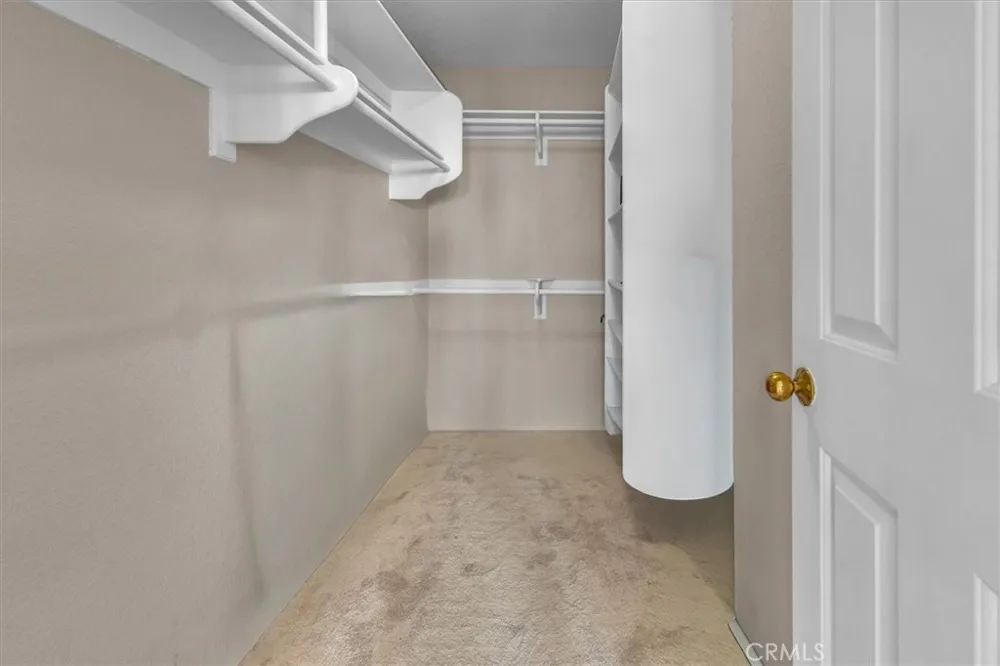 5837 Oak Bend #311 Oak Park, CA 91377