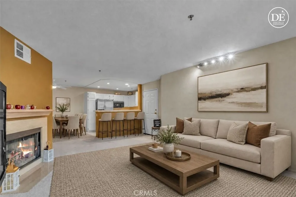 5837 Oak Bend #311 Oak Park, CA 91377