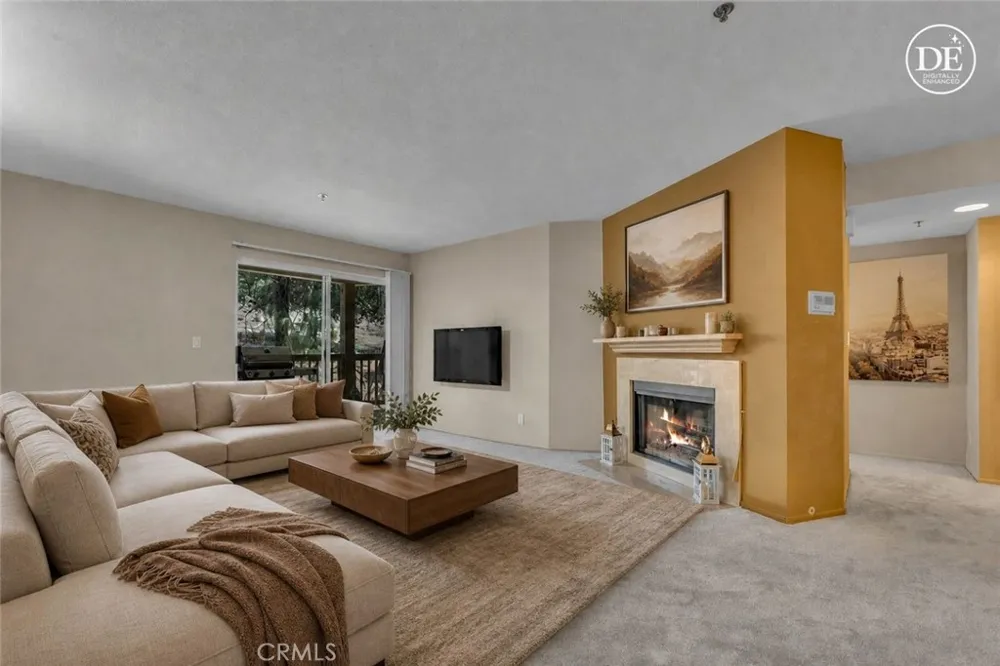 5837 Oak Bend #311 Oak Park, CA 91377