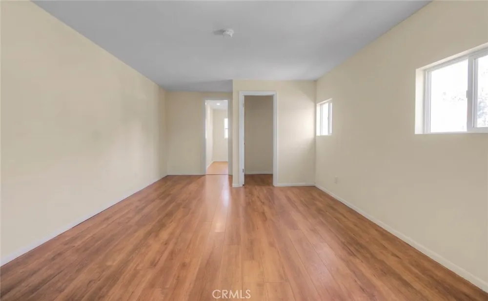 10610 Woodward Sunland, CA 91040