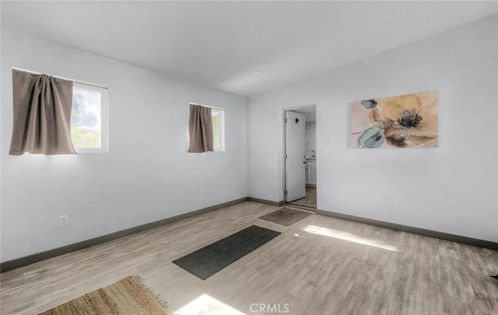 10610 Woodward Sunland, CA 91040