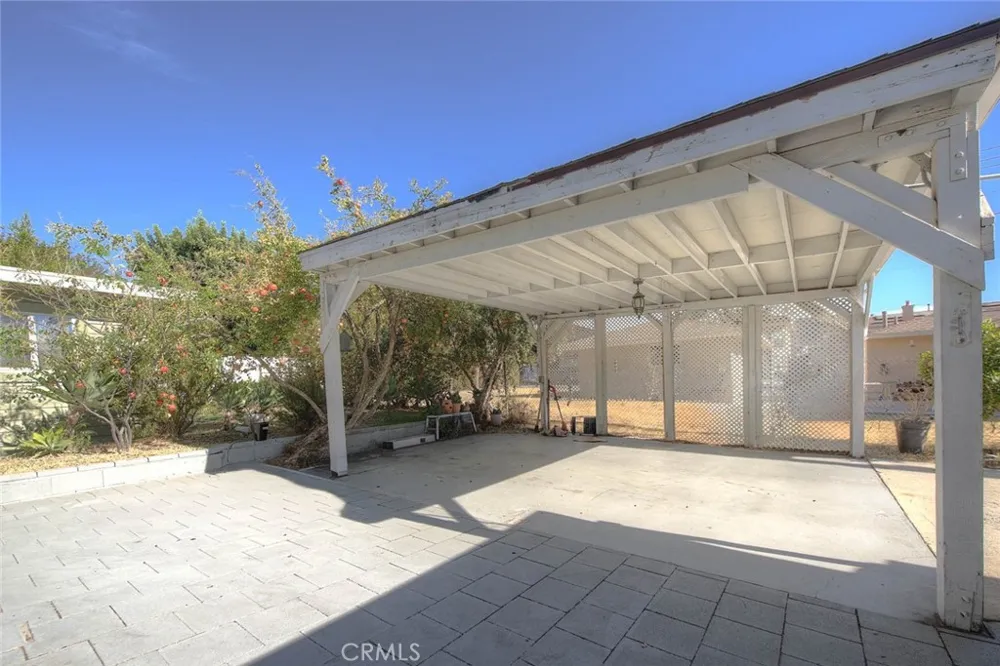 10610 Woodward Sunland, CA 91040