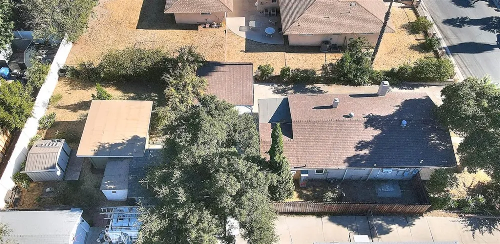 10610 Woodward Sunland, CA 91040